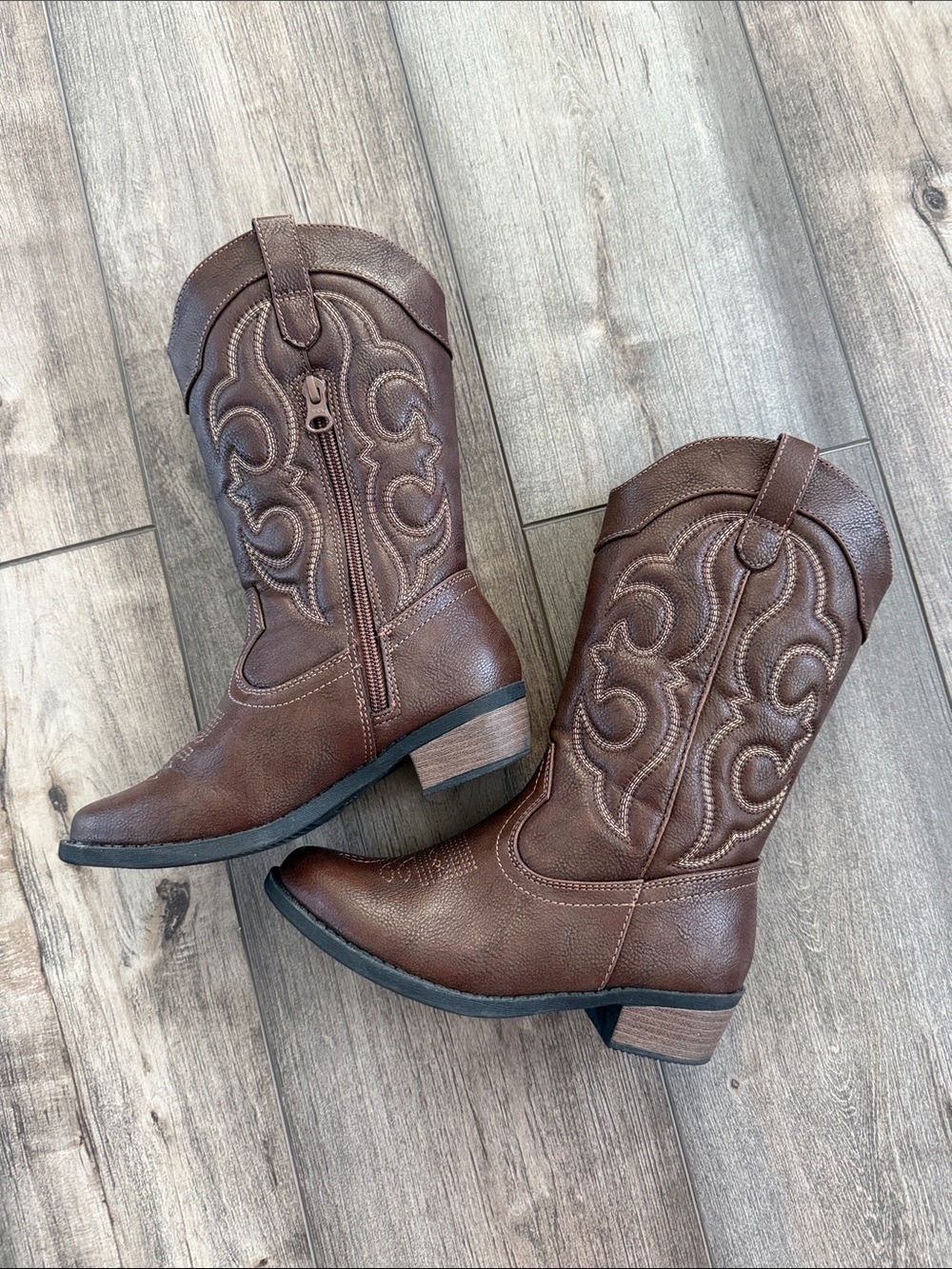 Cat & Jack girls size 13 Montana western boots